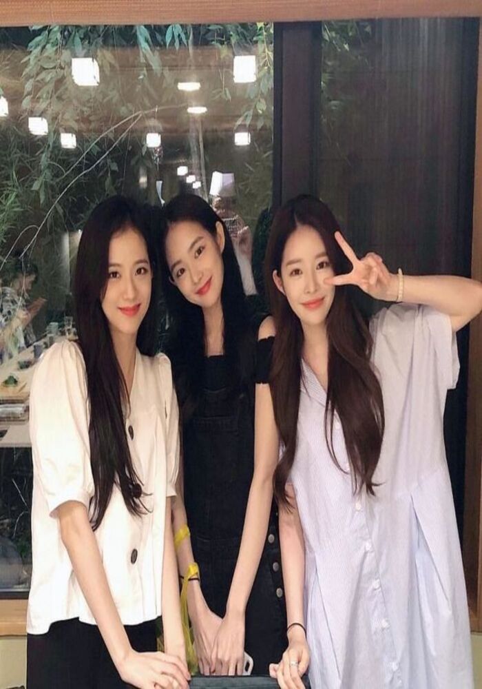 Hội Chị Em 'Trên Cả Tuyệt Vời': Avatar Cho Nhóm Bạn Thân 3 Nữ
